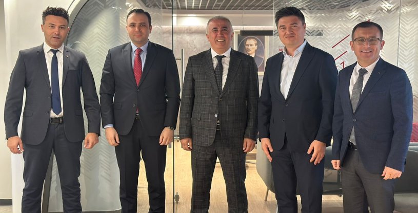 ÇOĞUN İLE ERKAN, GAZİANTEP BÖLGE BAŞKANI AK'A 'HAYIRLI OLSUN' ZİYARETİNDE BULUNDU