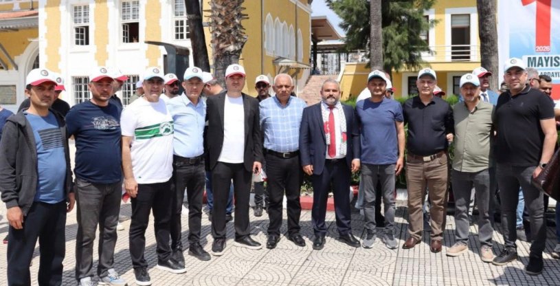 ÇOĞUN, HAK-İŞ 1 MAYIS ADANA PROGRAMINA KATILDI