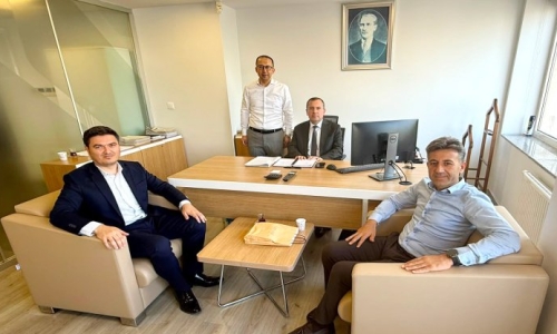ÇOĞUN, ZİRAAT VE HALK BANKASI CEYHAN İLE ÇAMYOLU ŞUBESİNİ ZİYARET ETTİ