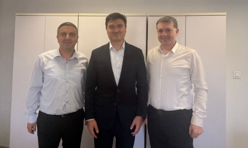 ÇOĞUN, ZİRAAT VE HALK BANKASI SARIÇAM VE MUSTAFA KEMAL PAŞA ŞUBELERİNİ ZİYARET ETTİ